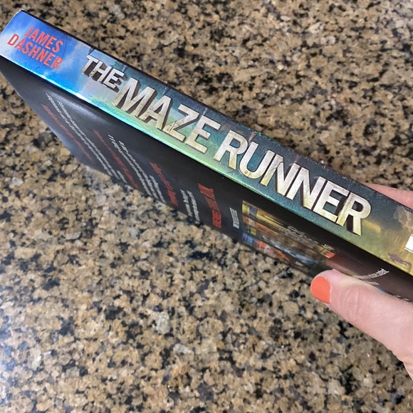 James Dashner- “The Maze Runner” (Book 1)used - Picture 3 of 7